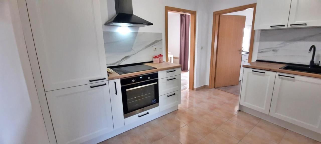 Ferienwohnung Marija Betina  Exterior foto