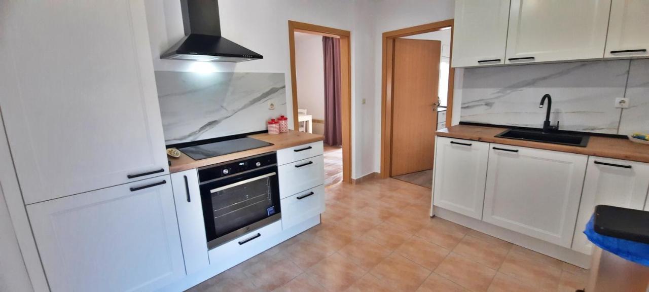 Ferienwohnung Marija Betina  Exterior foto