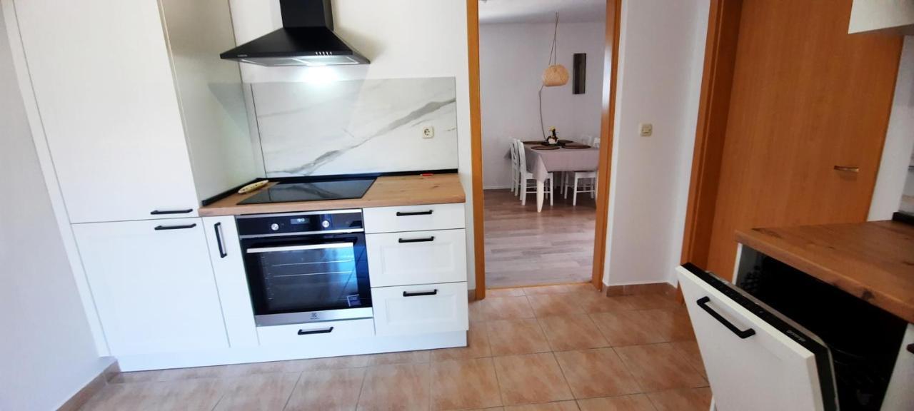 Ferienwohnung Marija Betina  Exterior foto