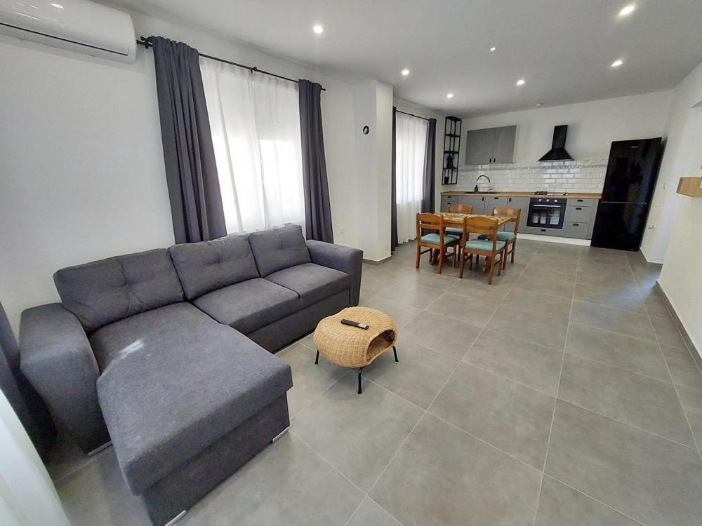 Ferienwohnung Marija Betina  Exterior foto