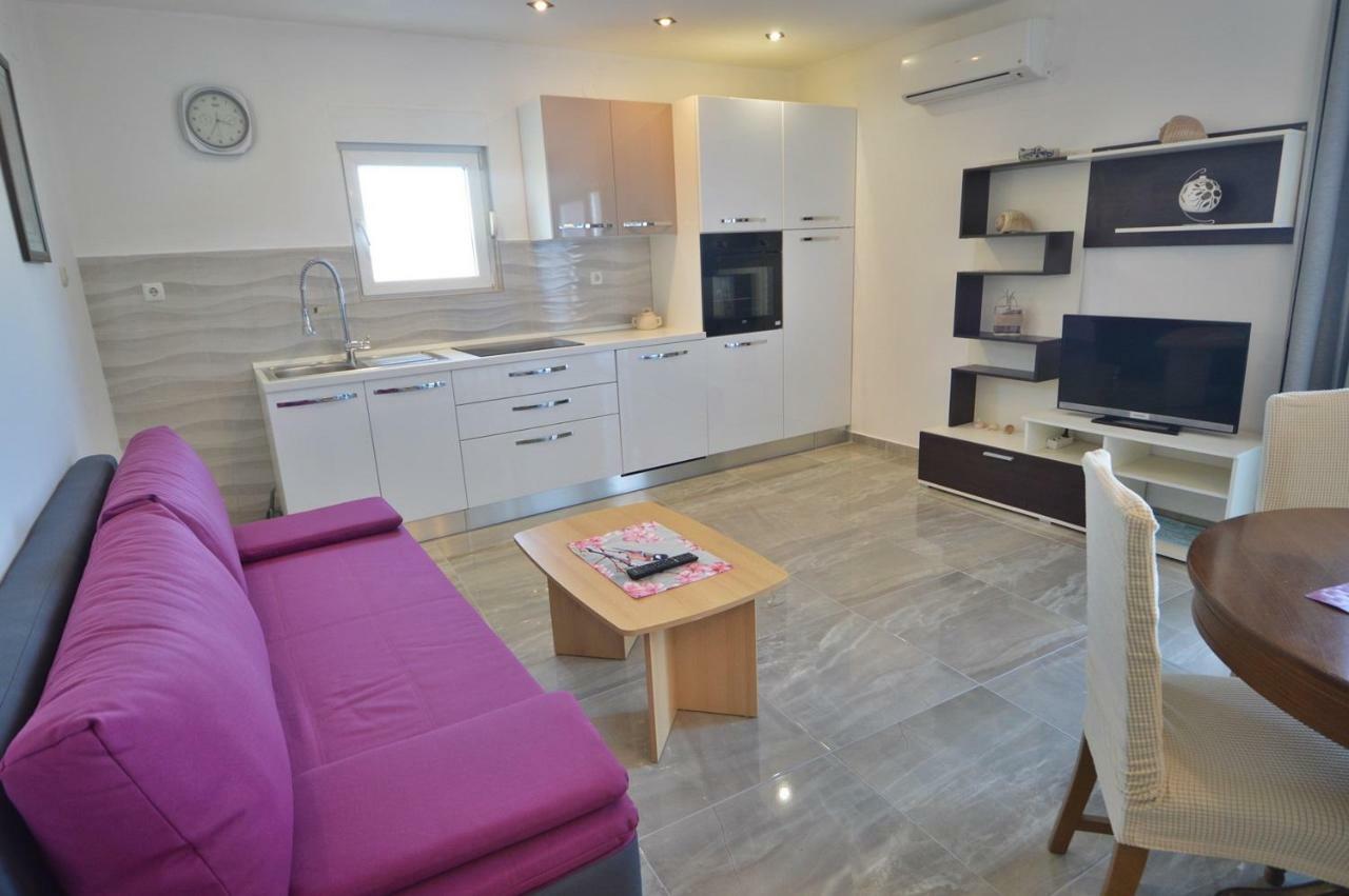 Ferienwohnung Marija Betina  Exterior foto